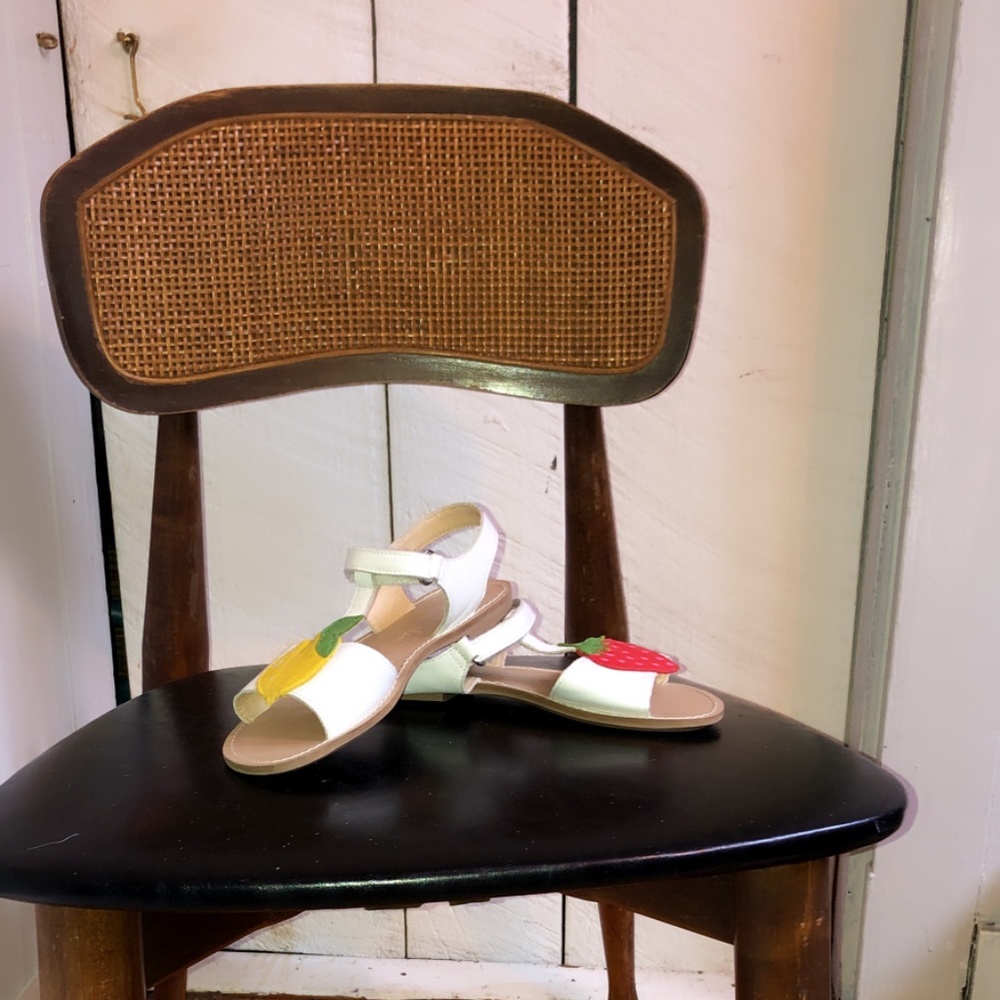 Boden Girls White Leather Strappy Sandals EUC Sz 2